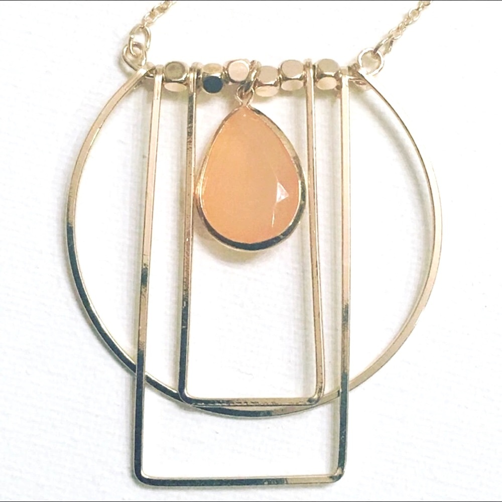 Geometric Design Necklace Gold Tone